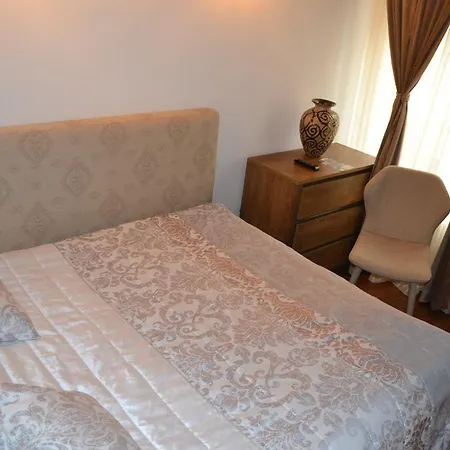 Pensiunea Casa Cranta 3*