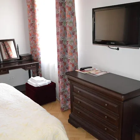 Pensiunea Casa Cranta 3*